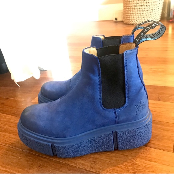 john fluevog chelsea boots